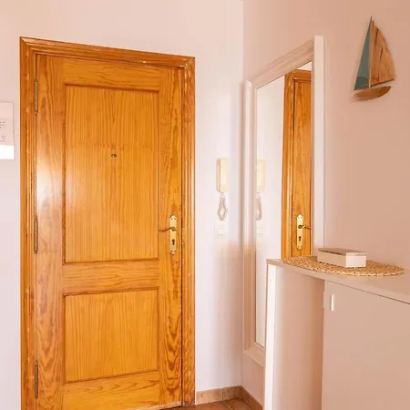 Sunny Frontline Burriana 아파트 *