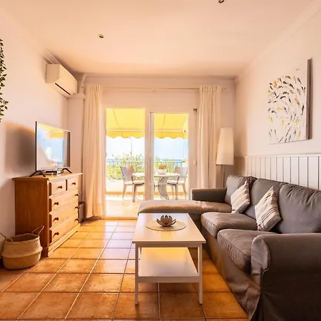 Sunny Frontline Burriana Apartment Nerja