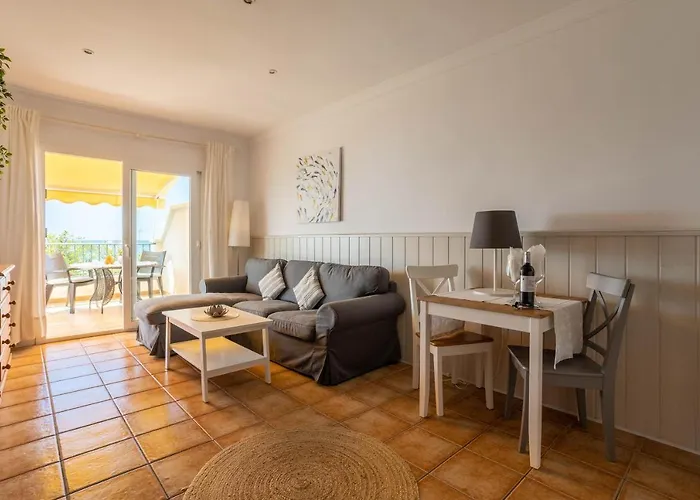 Sunny Frontline Burriana Apartment Nerja