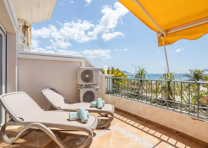 Sunny Frontline Burriana Apartment Nerja